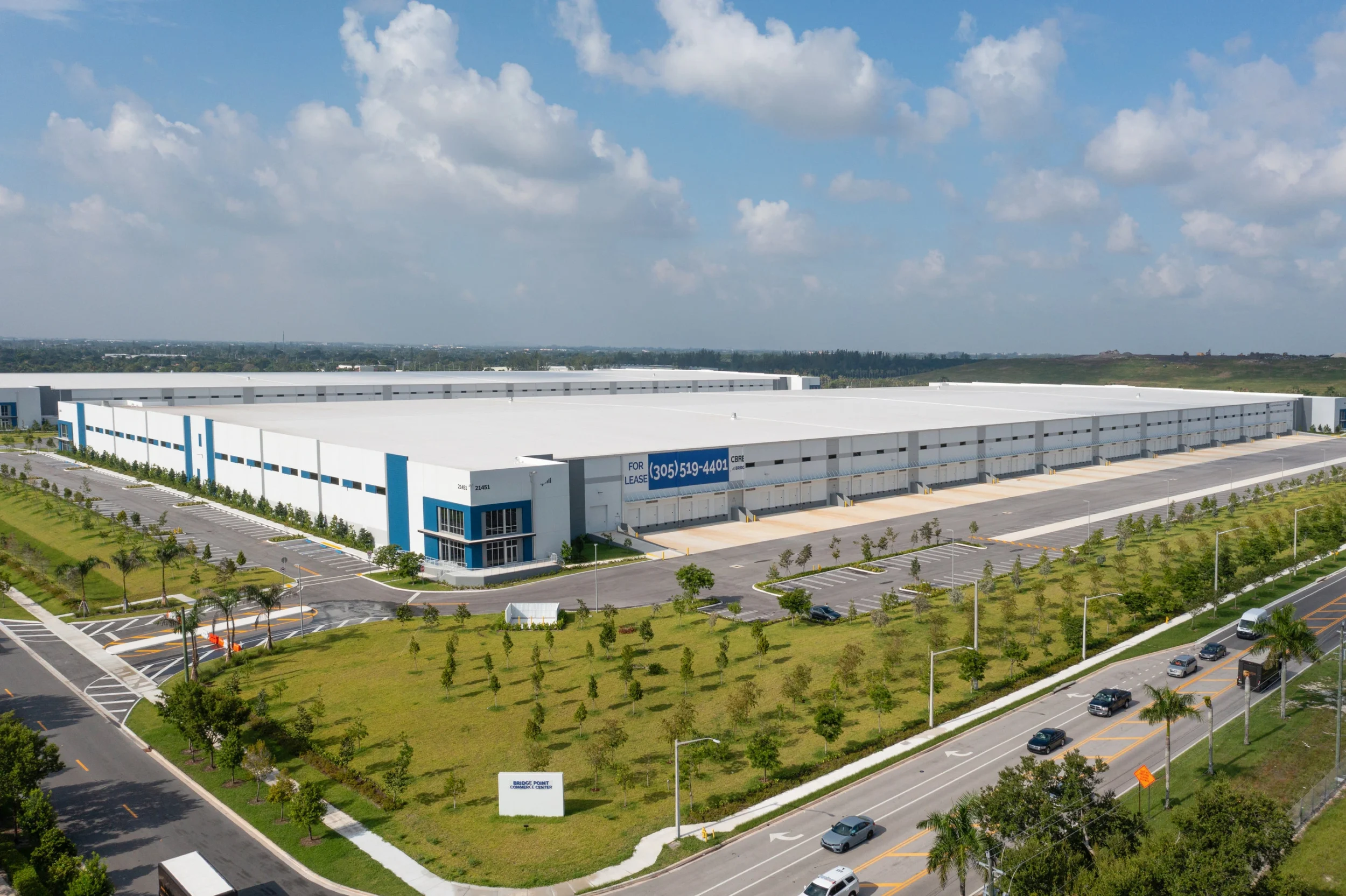 Bridge Point Commerce Center_ Industrial warehouse built by Hernandez Construction & Development in Miami Gardens_ FL