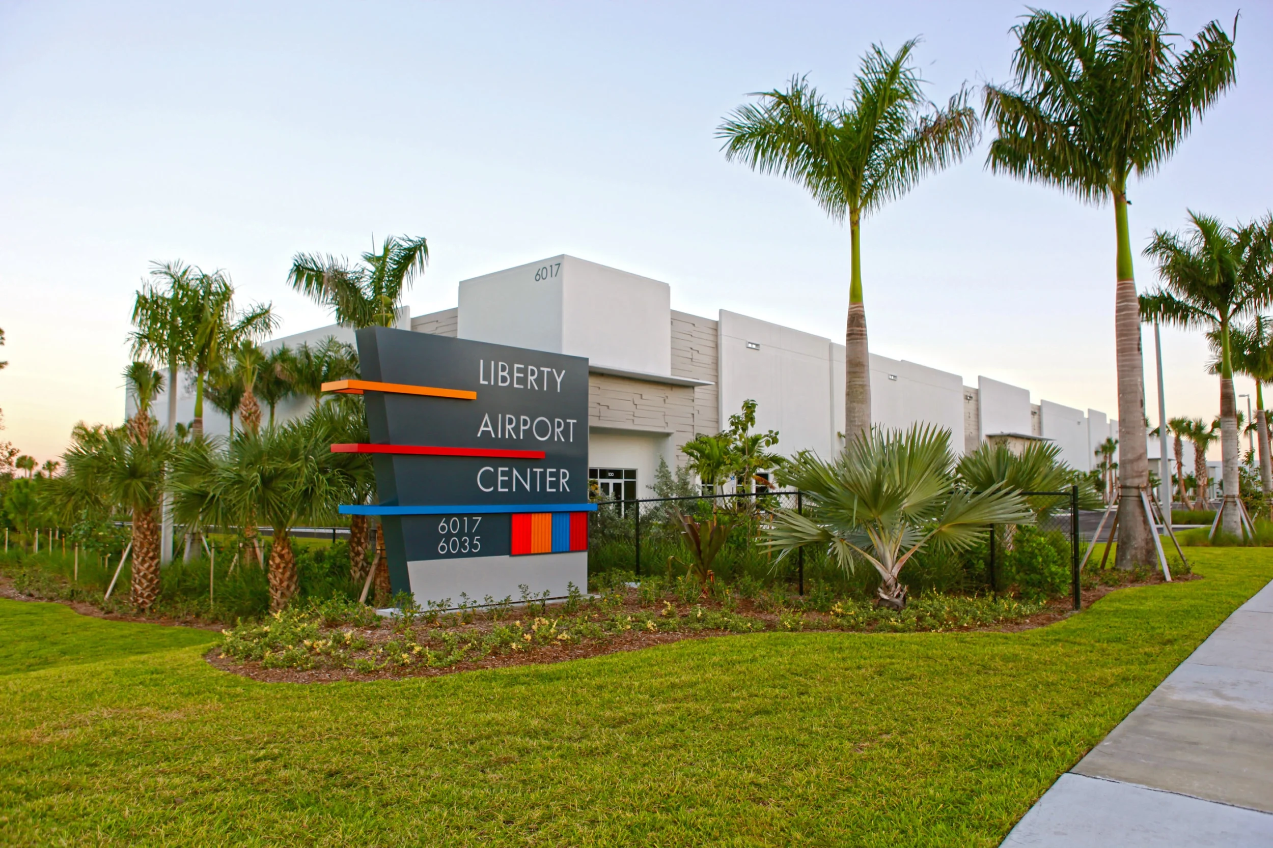 Prologis Airport Center_ Industrial warehouses built by Hernandez Development & Construction in West Palm Beach_ FL