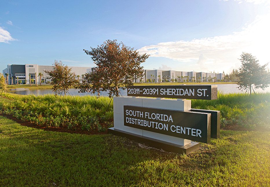 South Florida Distribution Center Buildings A and B, industrial warehouse and logistics facilities in Pembroke Pines, Florida